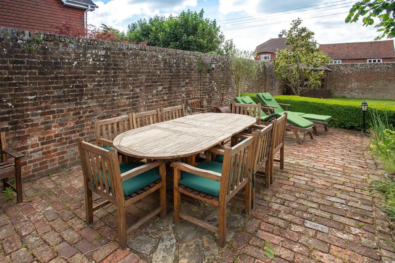 Boreham House Herstmonceux Экстерьер фото